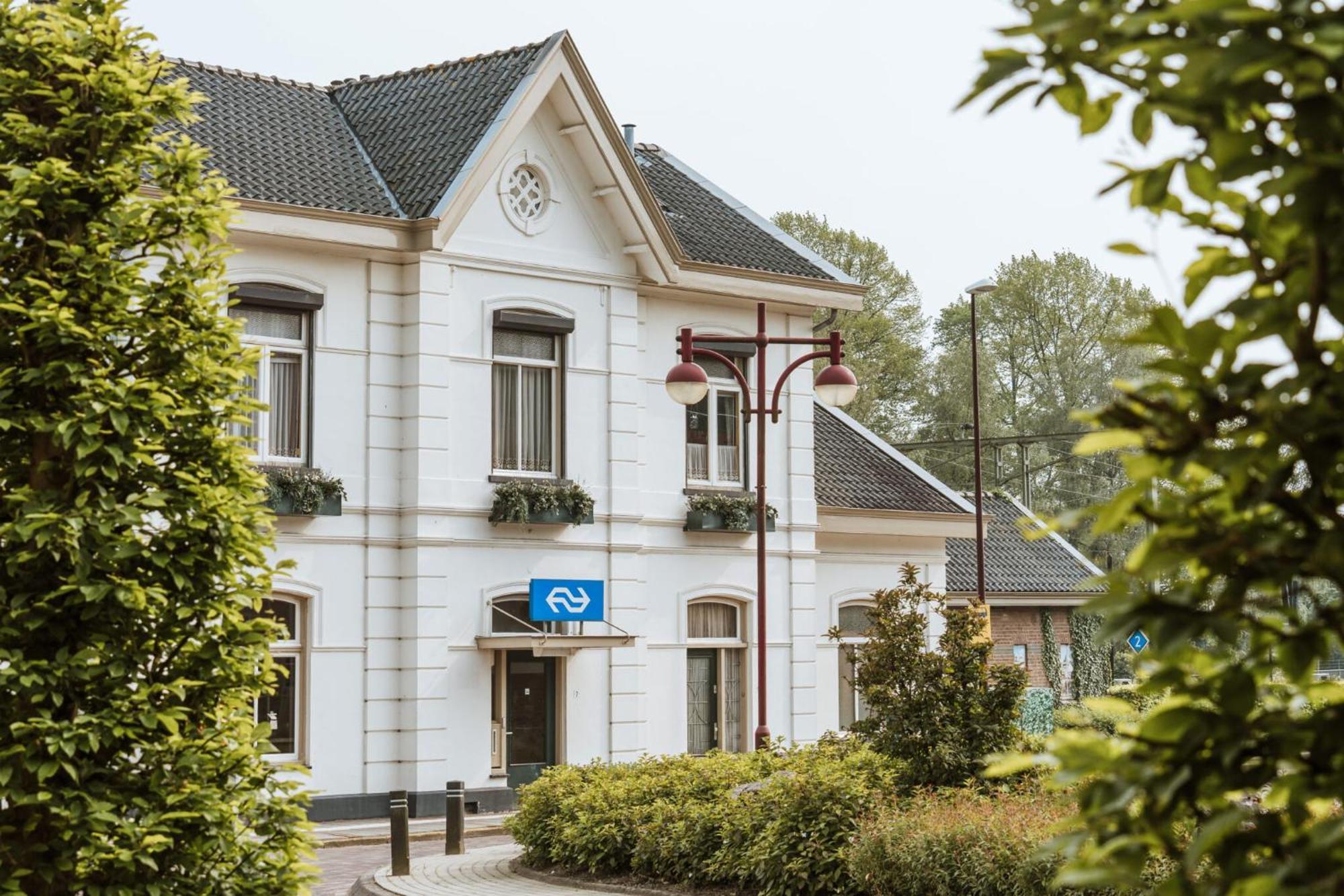 Antonius Hoeve Oudenbosch Luaran gambar